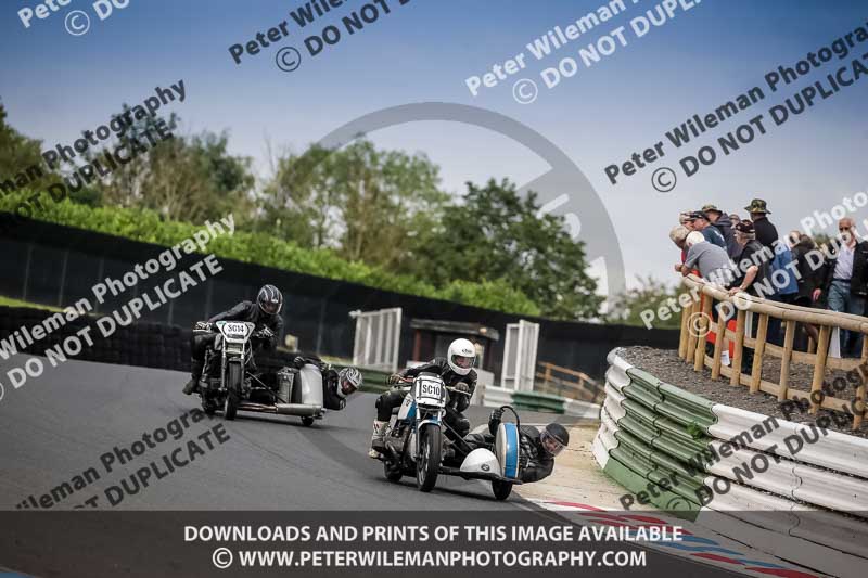 Vintage motorcycle club;eventdigitalimages;mallory park;mallory park trackday photographs;no limits trackdays;peter wileman photography;trackday digital images;trackday photos;vmcc festival 1000 bikes photographs